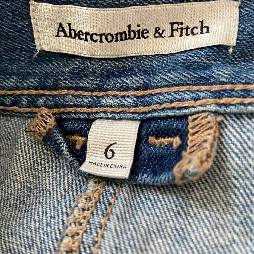 Abercrombie & Fitch jean mini denim skirt - size 6 - Picture 2 of 6